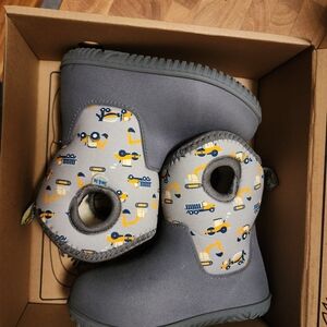Jan And Jul Gray Kids Rain & Snow Boots with Construction Print